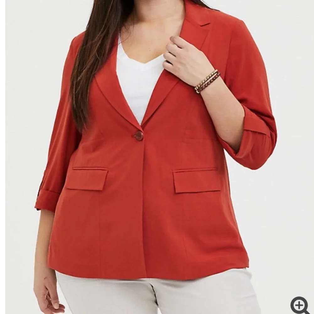 Torrid Essential Blazer size Womens 1X Red Stretch Fit Business Casual NWT